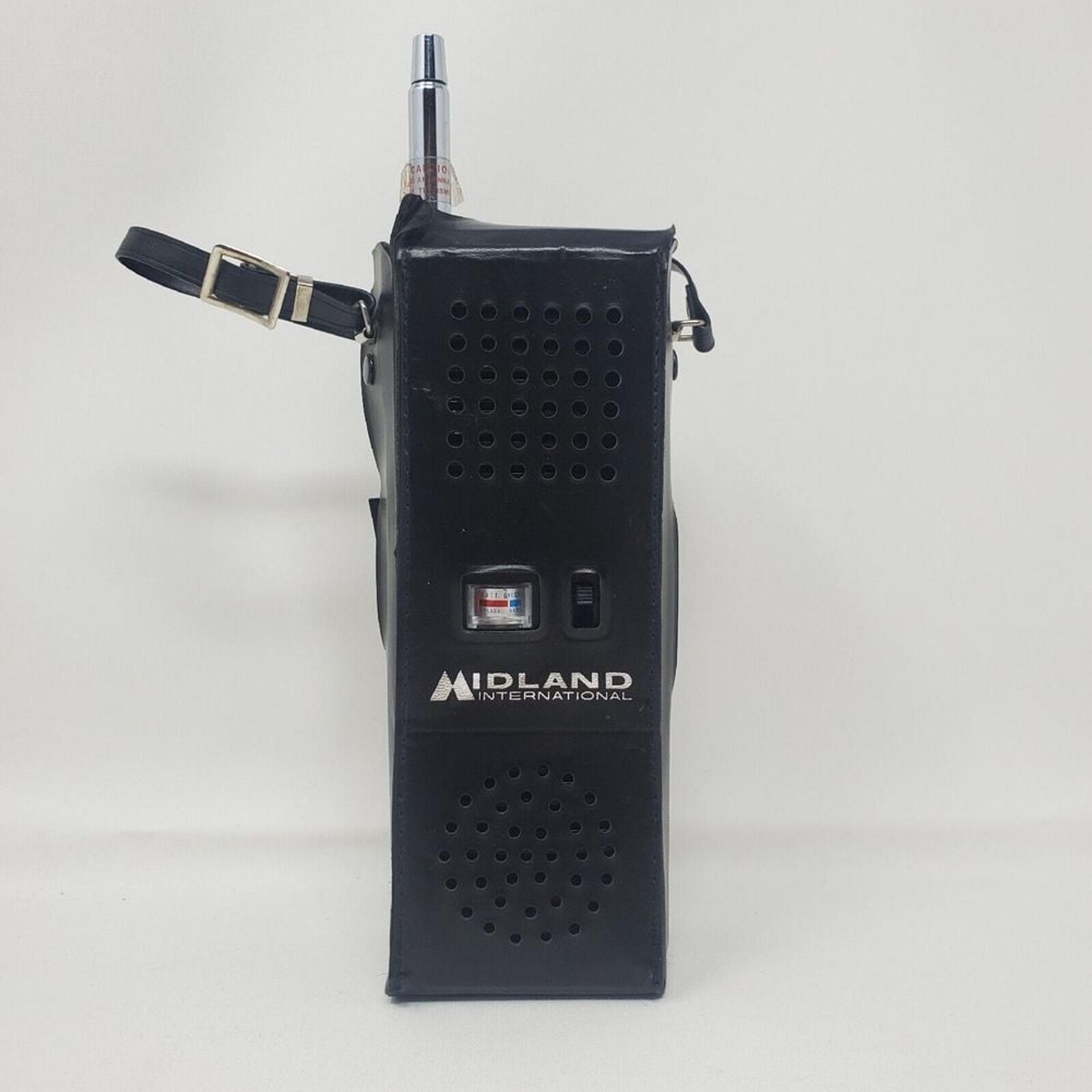 Vintage Midland 2 Watt 3-CH Transceiver  13-727B W/ Case 1976 Tested Retro