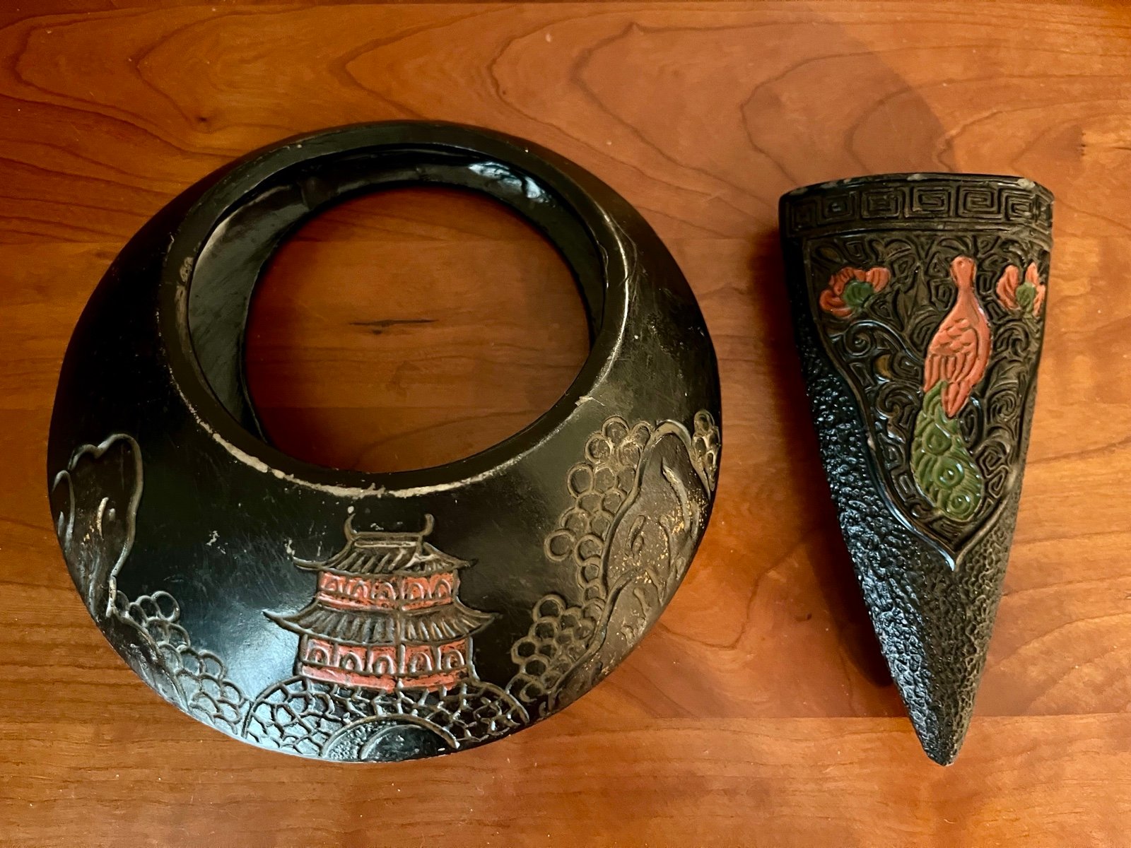 Vintage wall pockets
