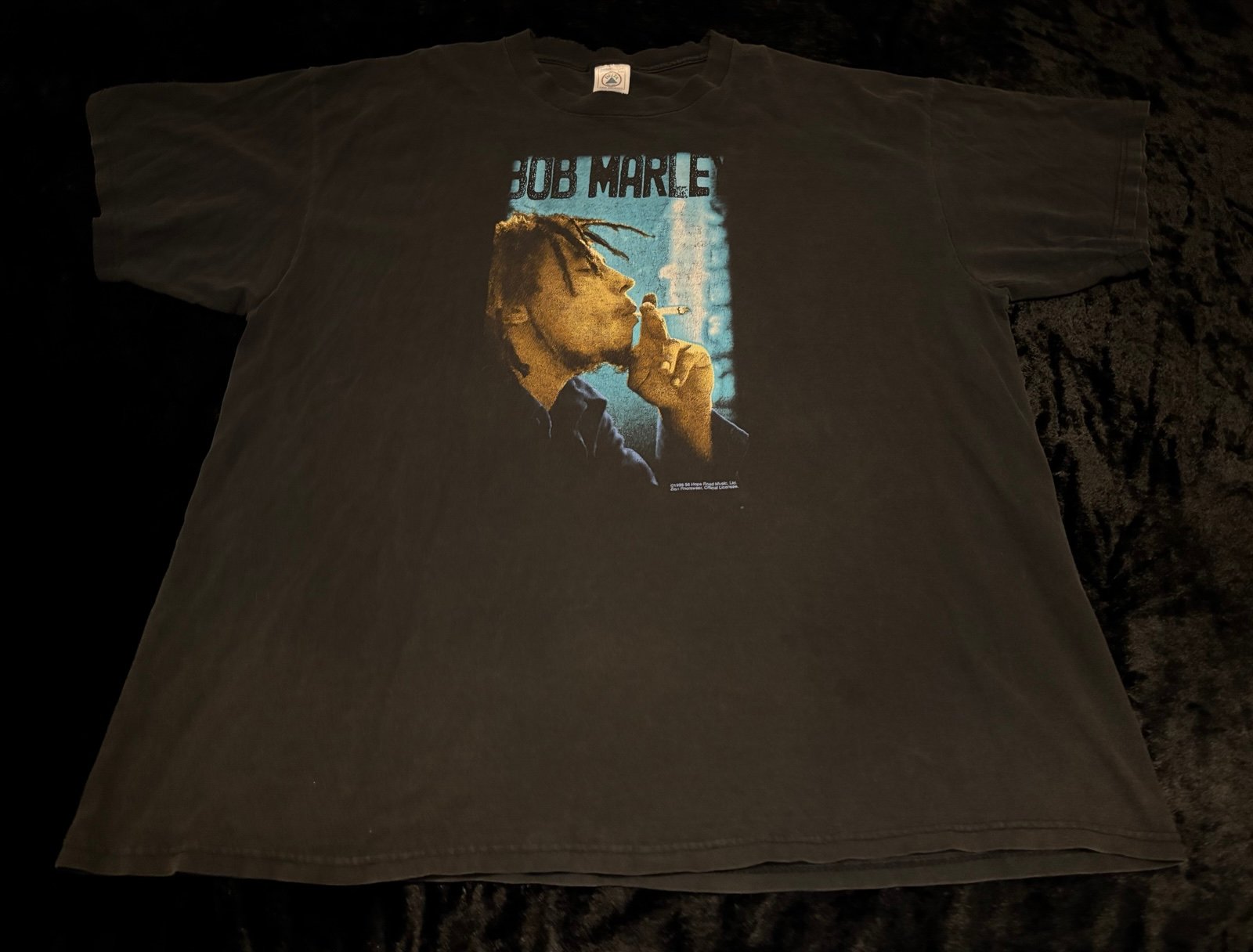 Mens 2XL Vintage 1998 Bob Marley Smoking Rare Tshirt