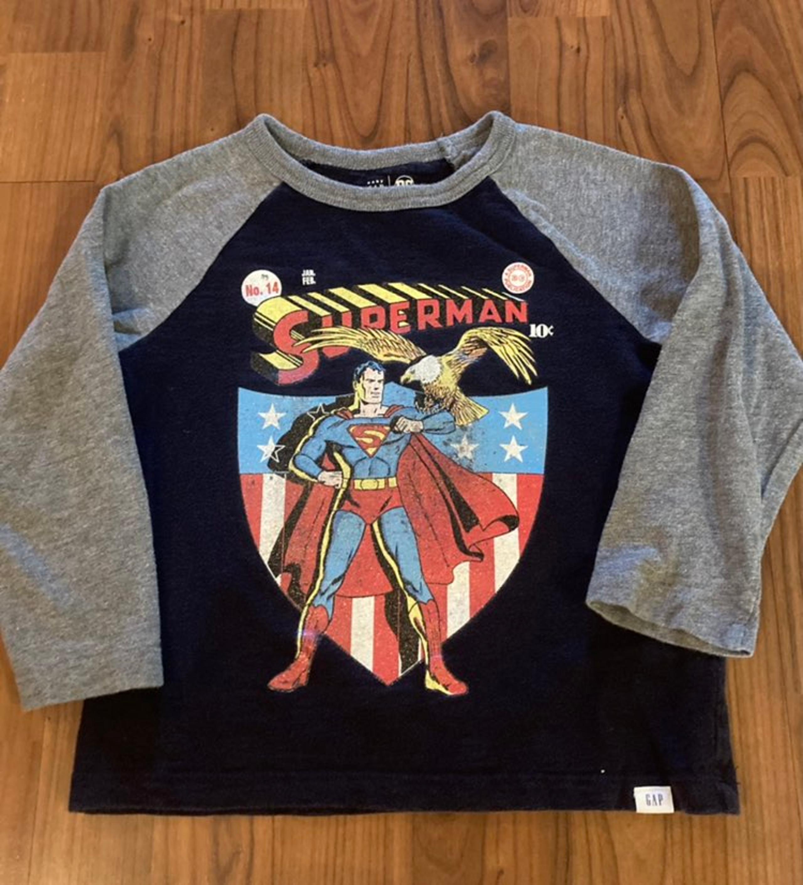 Gap/DC Comics Ragland Tee, Size 3