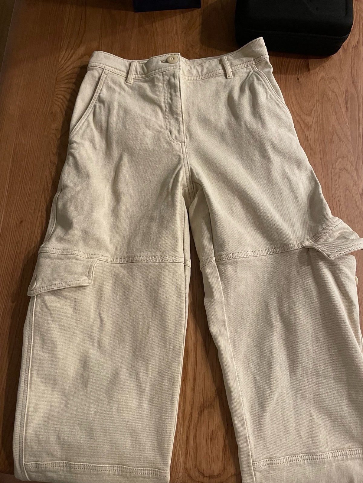 Aritzia Wilfred Free Maeve Cargo Pants
