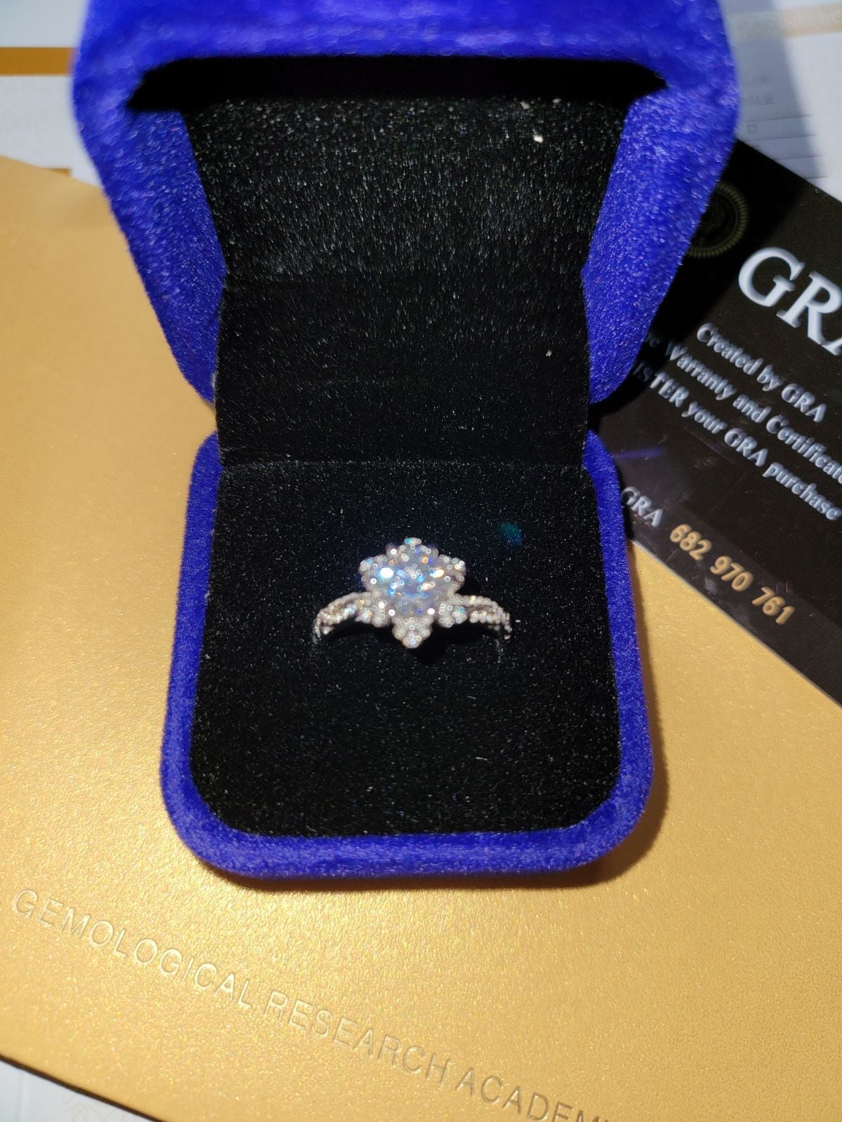 NEW Ladies Engagement Ring 1ct Moissanite Round Cut 925 Silver GRA CERTIFIED