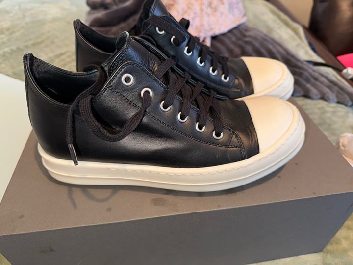 women sneakers 37.5