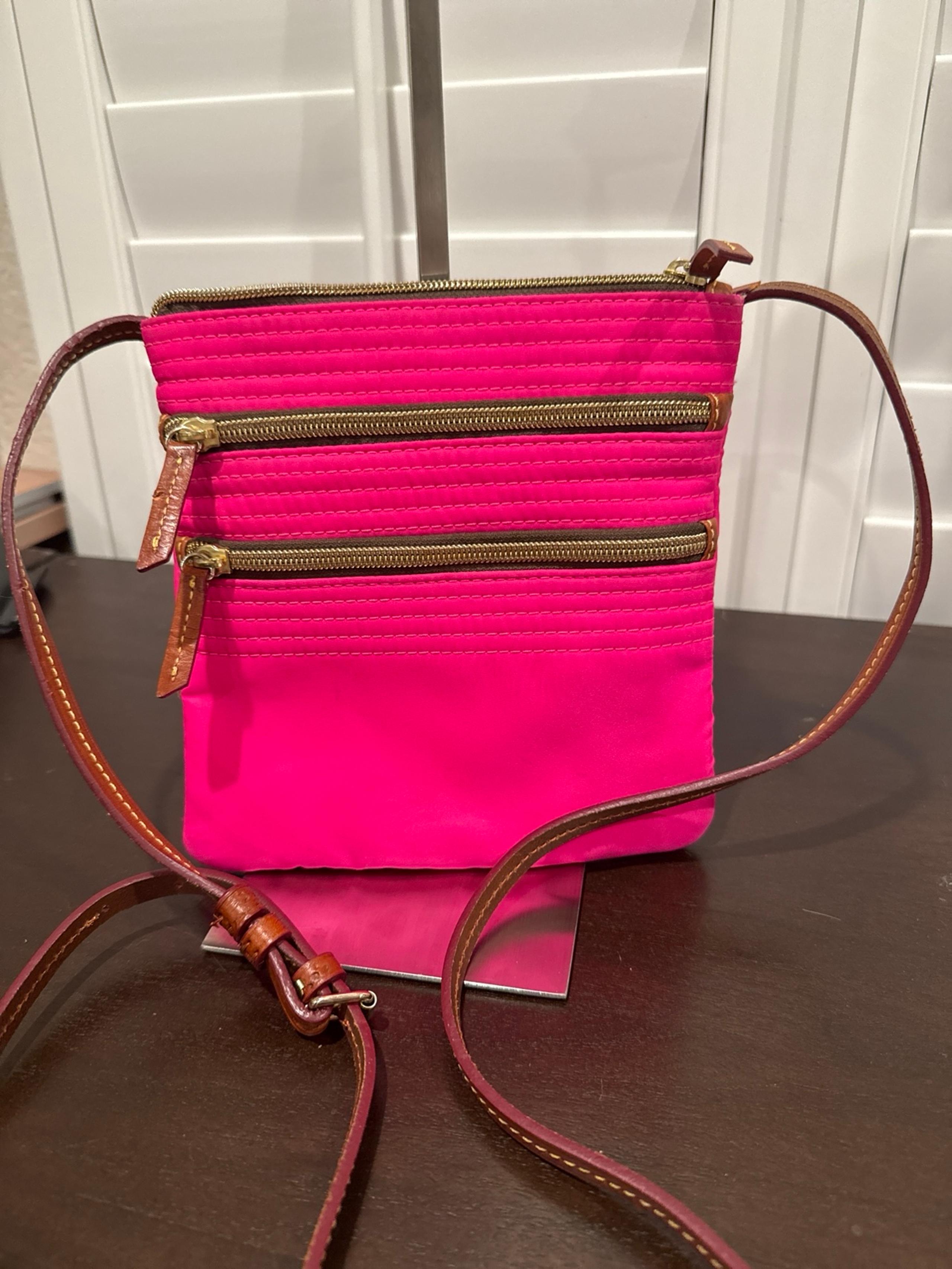 Dooney and Bourke crossbody bag