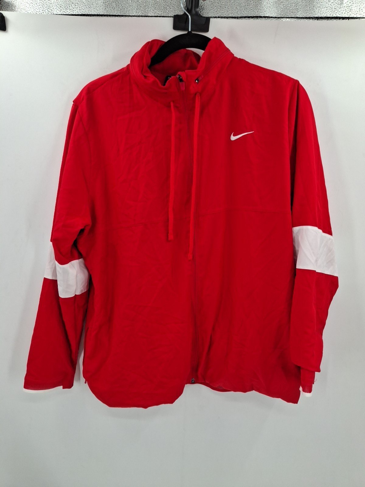 Nike Dri-Fit Mens Full Zip Red And White Windbreaker Jacket.