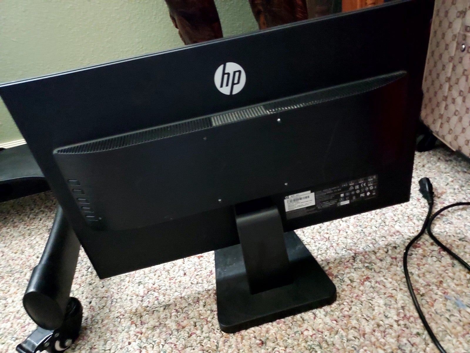 HP computer monitor