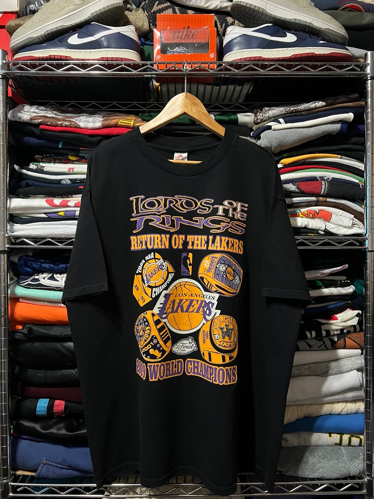 Vintage Lakers, Lord of the Ring