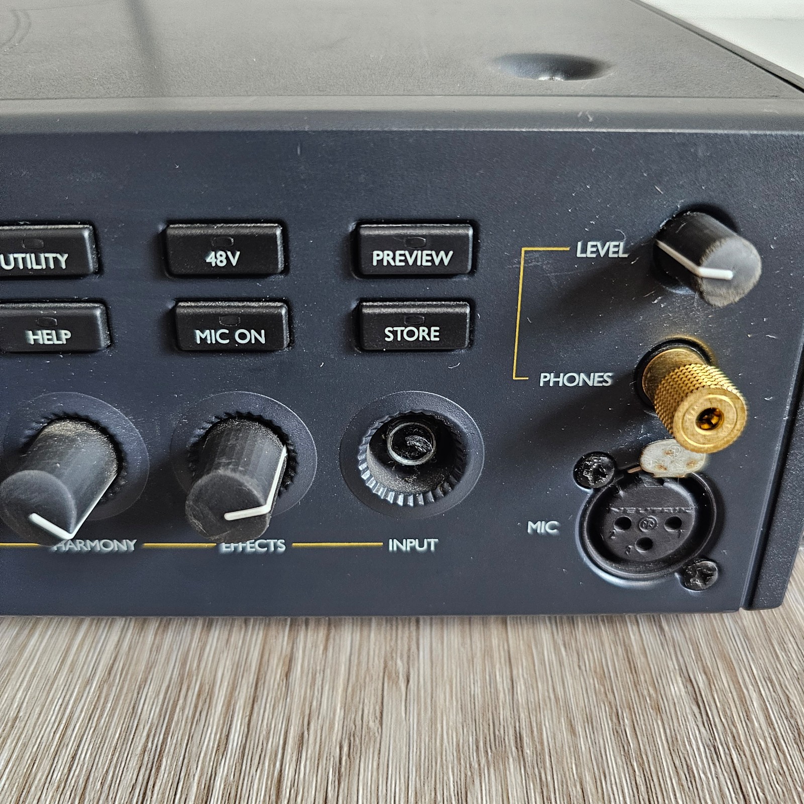 TC Helicon Voice Prism Plus Vocal Processor