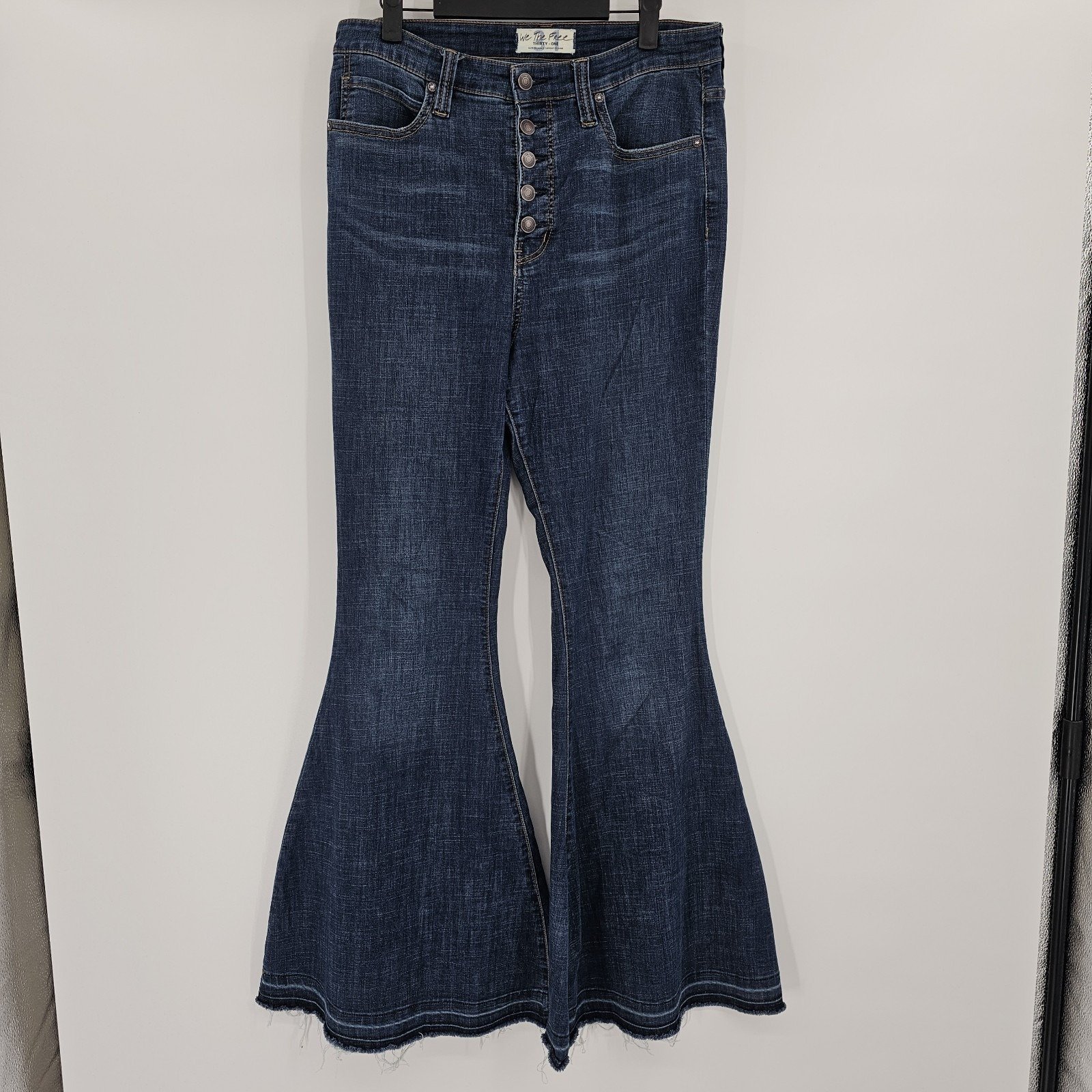 We The Free Thirty-One Jeans Womens 31x33 Flared Button Fly Frayed Hem Denim
