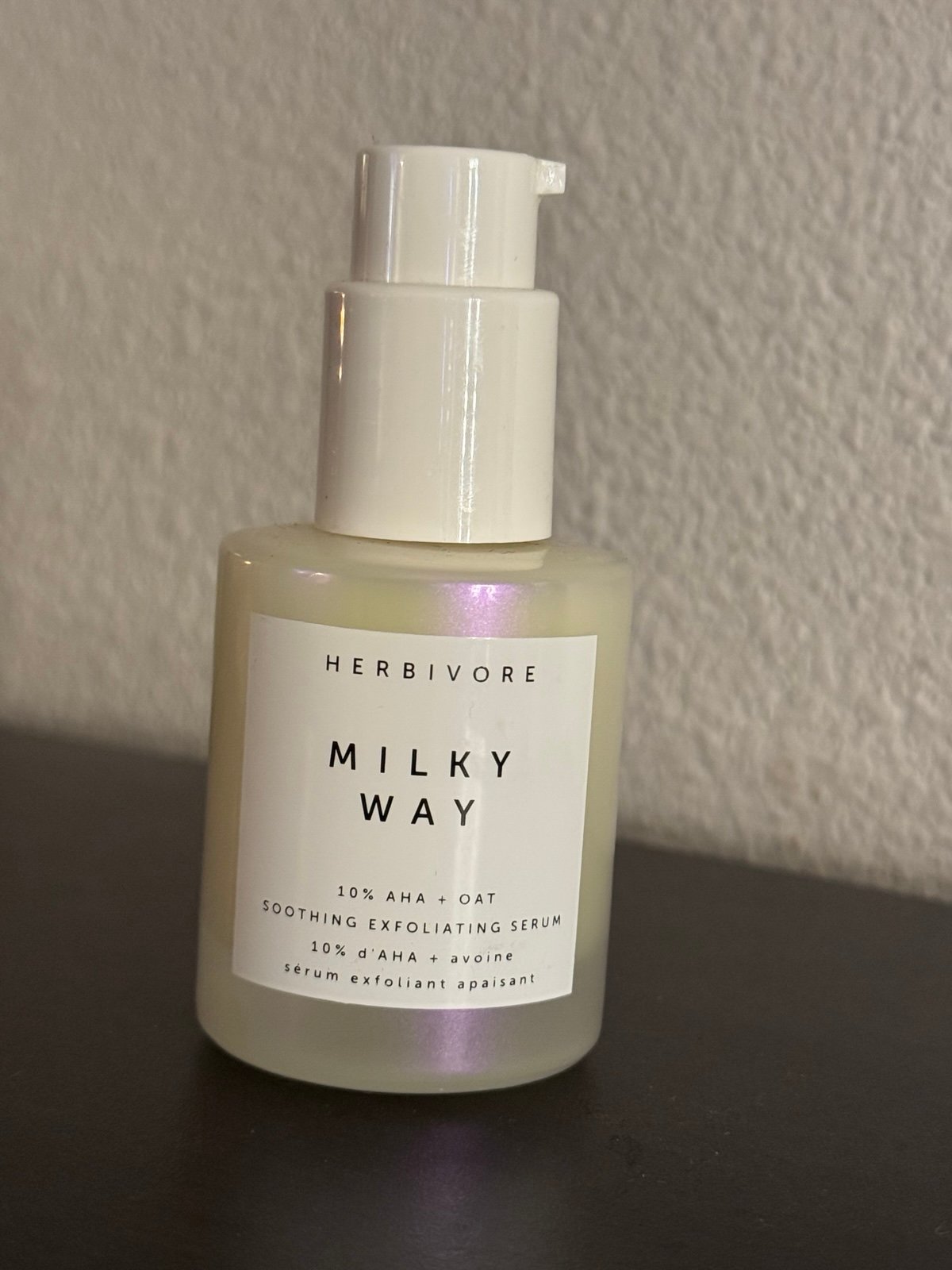 Herbivore Milky Way 10% AHA Oat soothing exfoliating serum