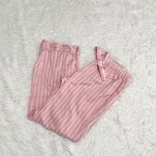 Women Victoria's Secret Pink Stripe Pajama Pants in Medium