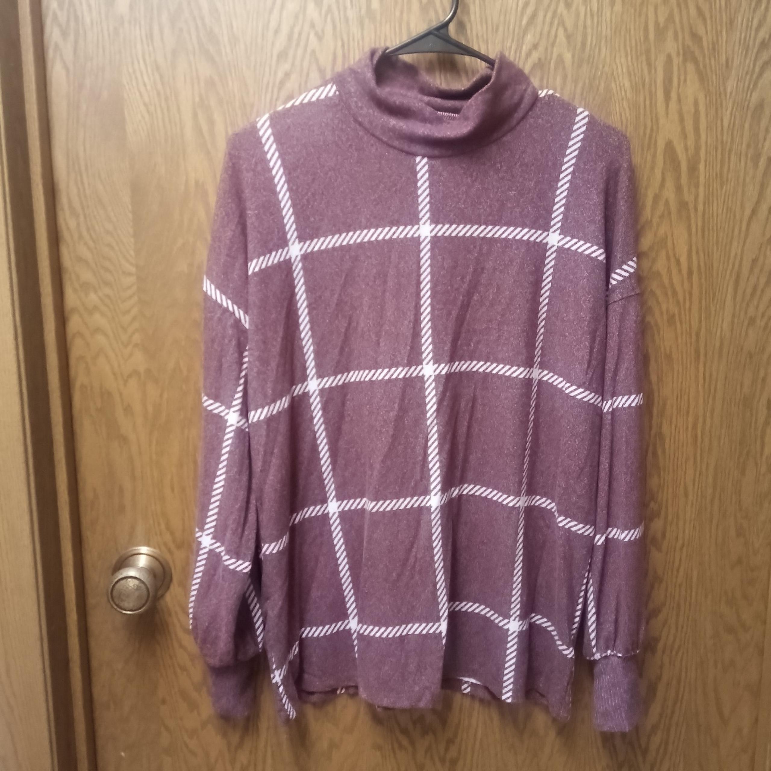 Maurices size large mock neck sweater