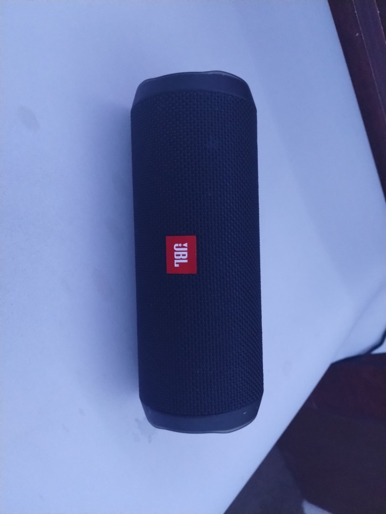 JBL flip 4