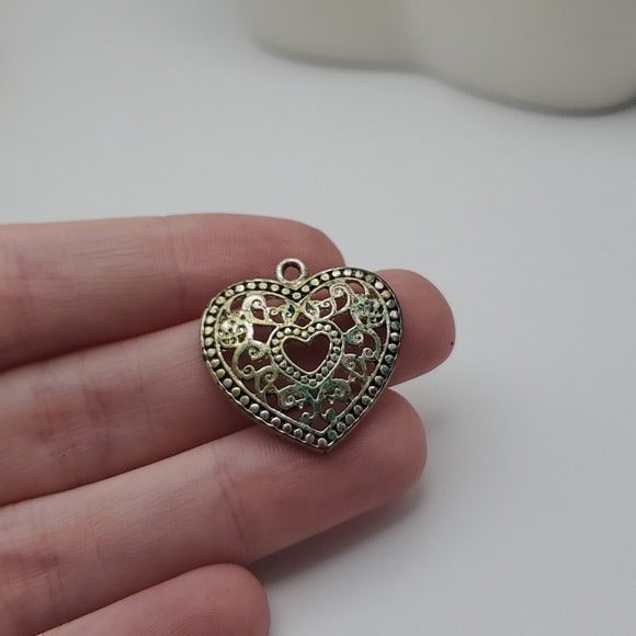 Silver tone Victorian openwork heart necklace pendant
