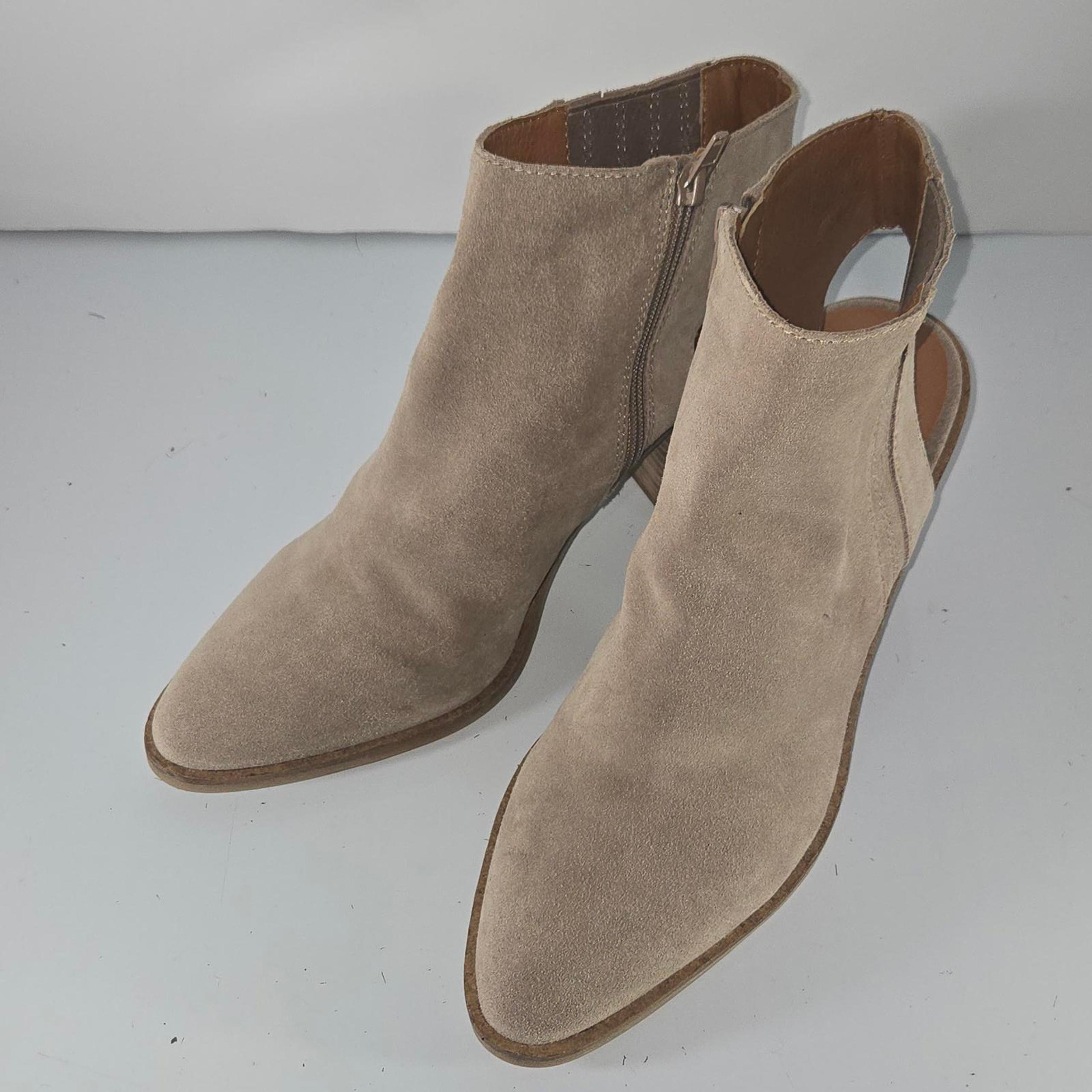 0199 Lucky Brand Women's Shyna Open Back Block Heel Bootie Ankle Boot Size 10M