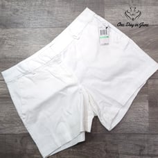 Nautica Flat Front Shorts Size 8