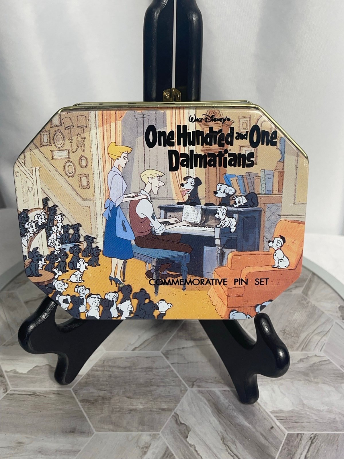 Disney Vintage 101 Dalmatians Commemorative Pin Set NIB Novelty Rare Unique Gift