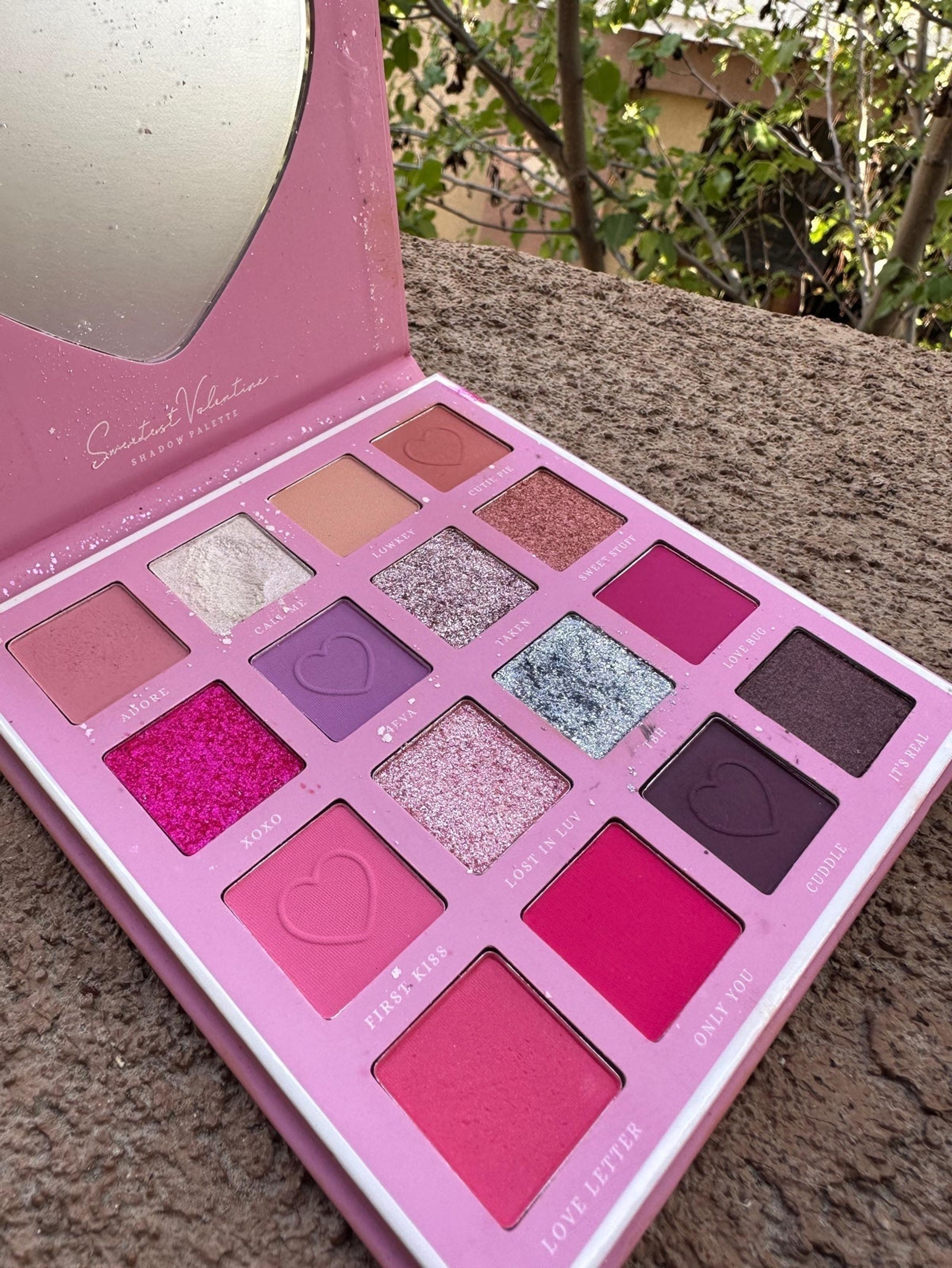Eyeshadow Palette