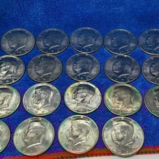 (19) 1972-D JFK Half Dollar Coins in Brilliant Uncirculated Condition