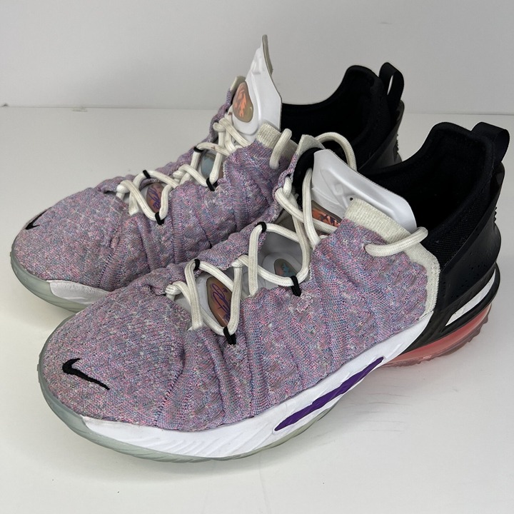 Nike LeBron XVIII 18 Youth Graffiti Pastel and Black Basketball Shoes Size 3.5Y
