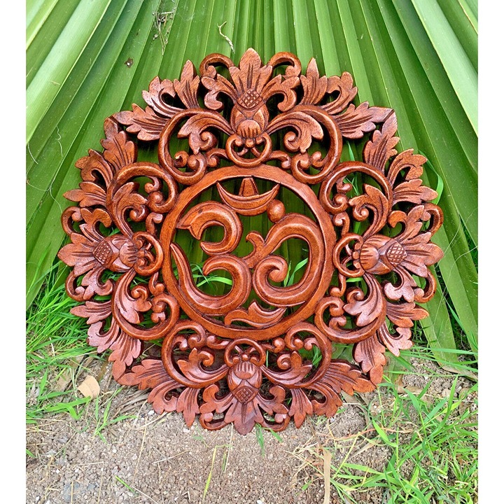 OM, AUM Hindu Symbol Spiritual Yoga Wood Wall hanging 16 x 16 inch