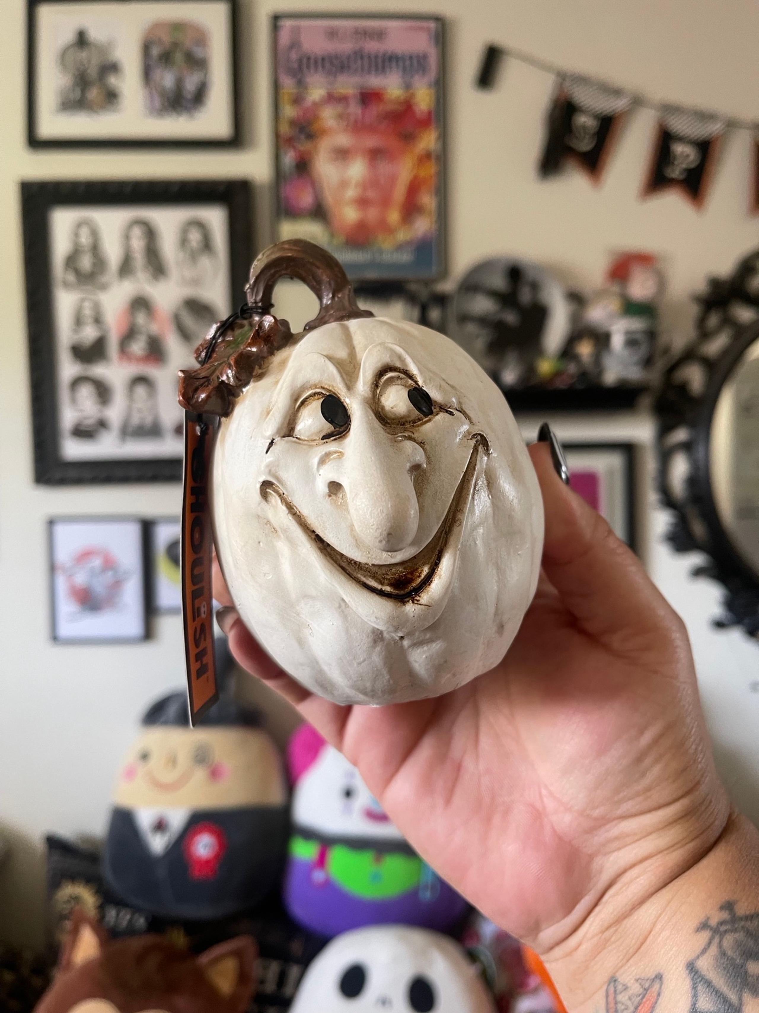 Resin Halloween anthropomorphic jack o latern pumpkin white