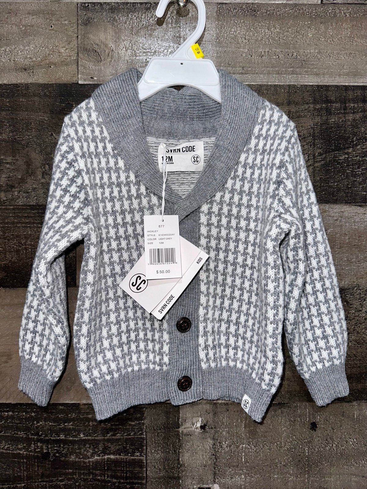 Sovereign code 12M button up sweater NWT