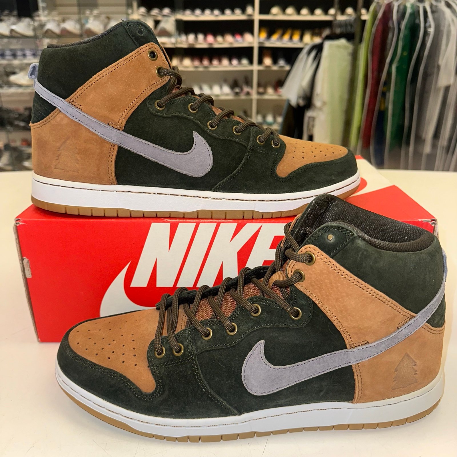 Size 11 - Nike Homegrown x SB Dunk PRM High Sequoia