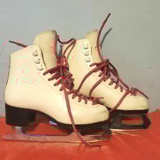 Ice Skates/Figure Skates Sapphire