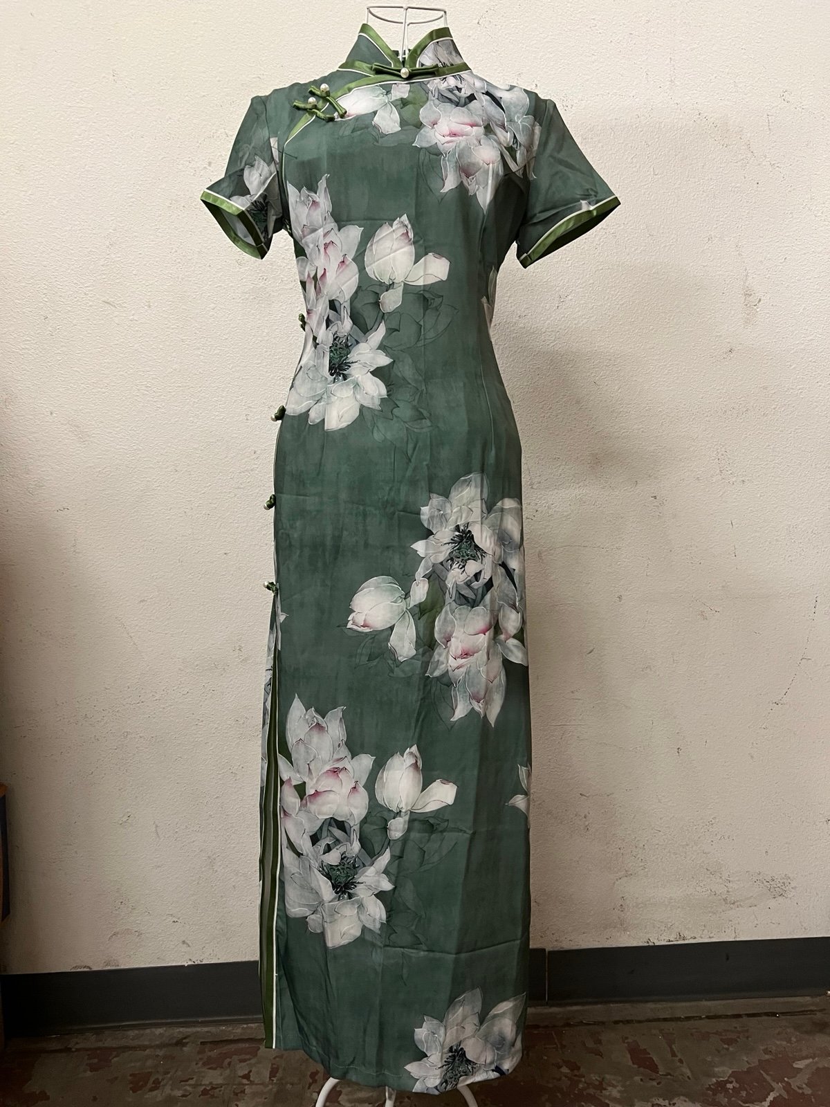 L cheongsam ，Qipao dress /chinese traditional dress #2