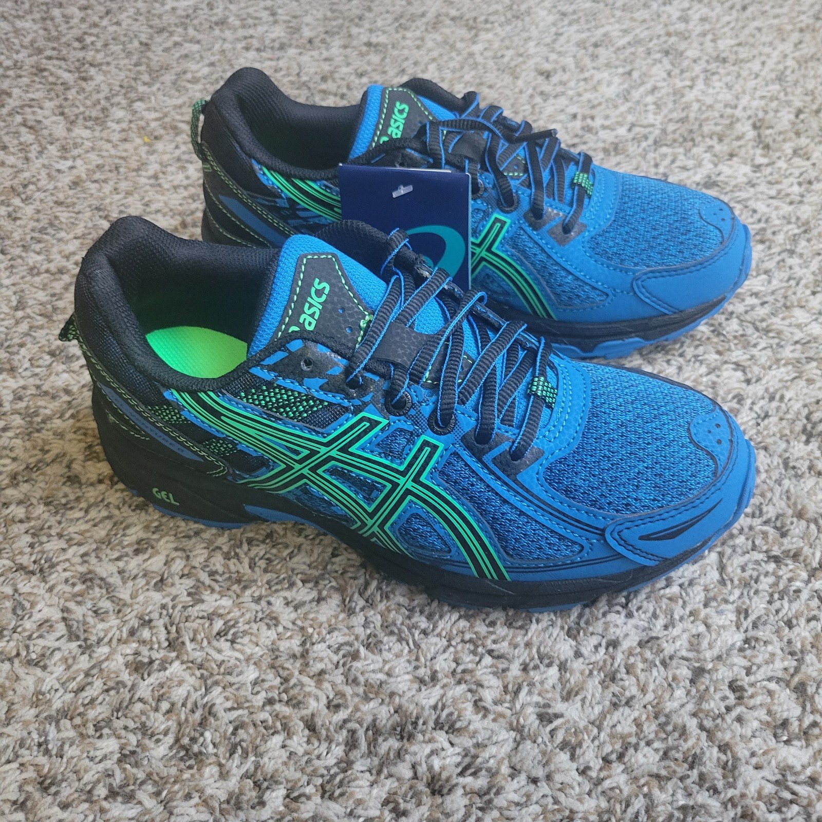Asics Gel Venture 6 kids shoes, size 5