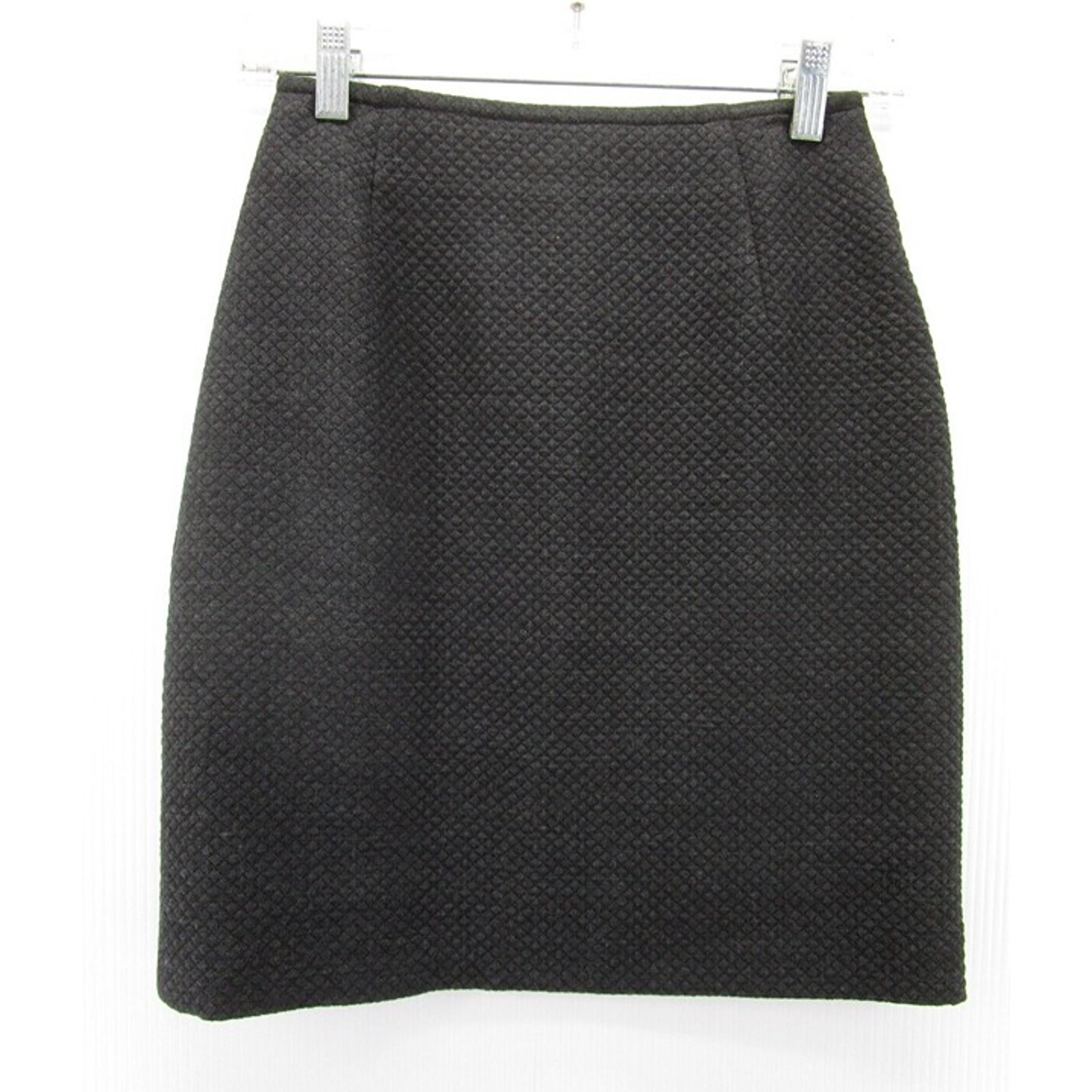 Escada Skirt XS Virgin Wool A-Line Quilted Knit Stretch Zip Up 34