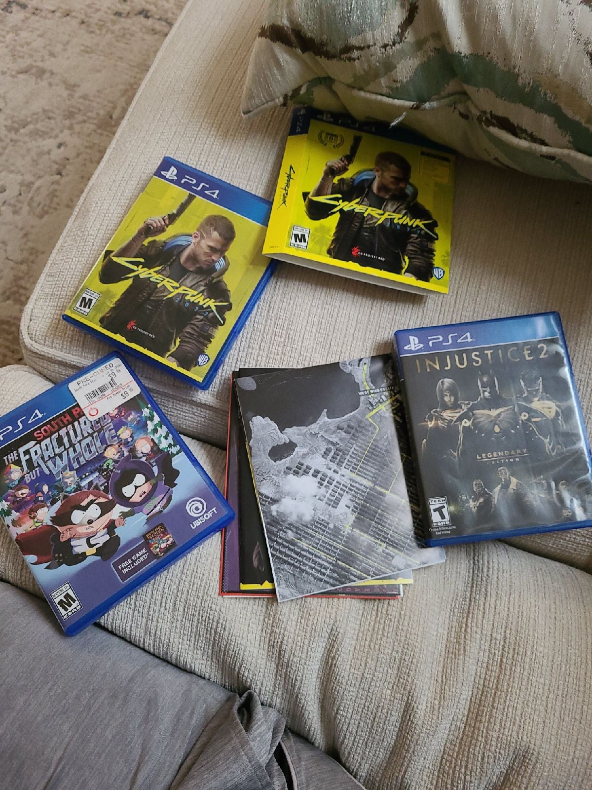Cyberpunk 2077 , South park, injustice 2