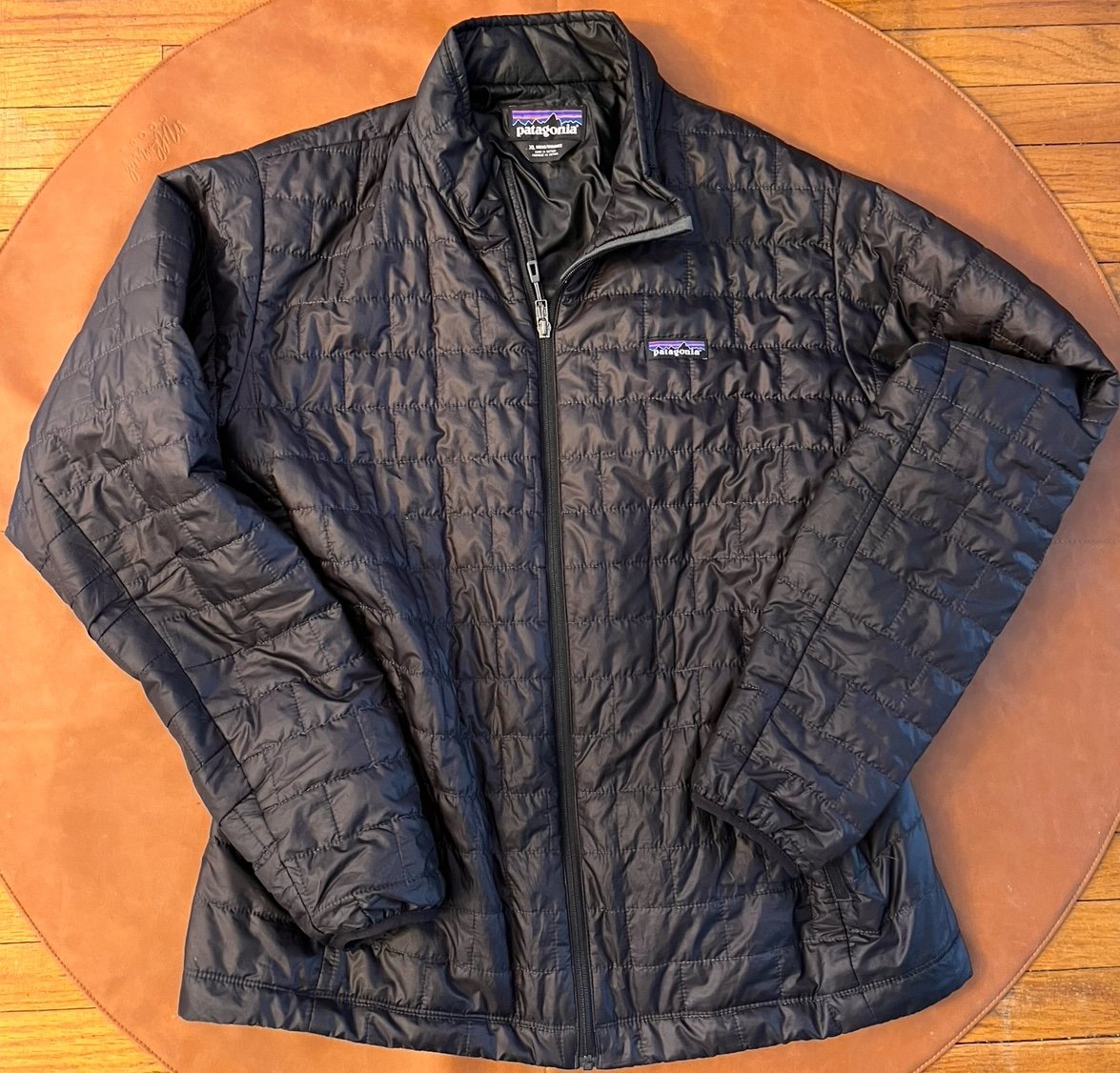 Patagonia Men’s Nano Puff Jacket Black Size XL excellent condition