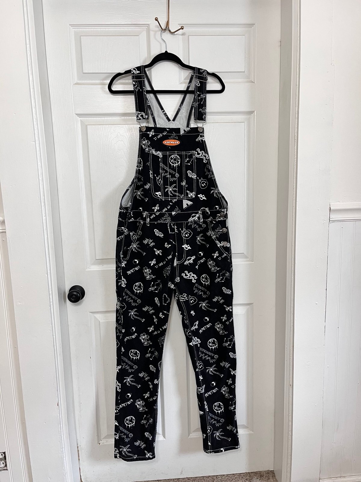 Forever 21 x Airwalk Graphic Men’s Large Overalls Graffiti 90s Style Denim