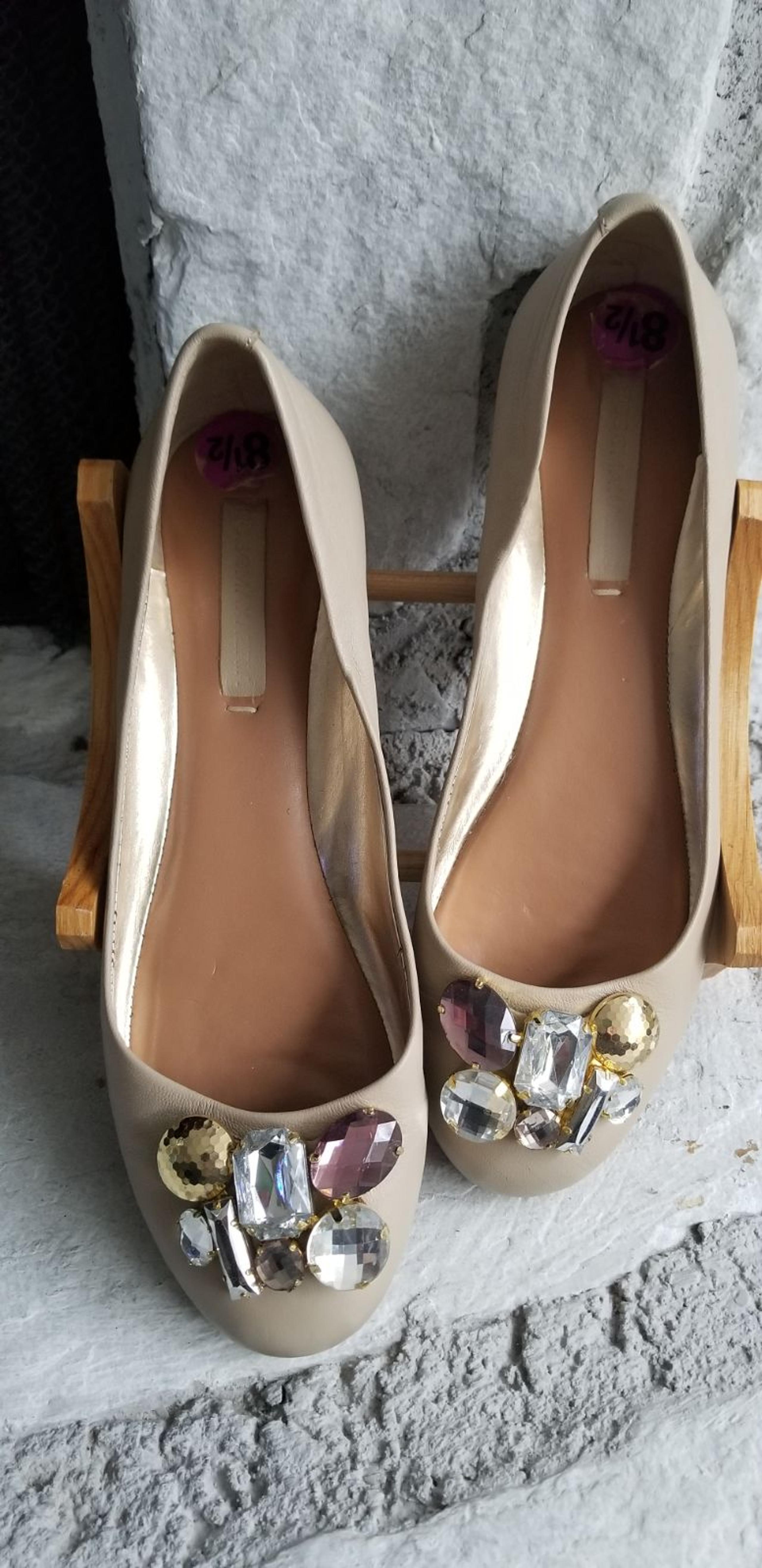 shoes sz 8.5 - BCBGMAXAZRIA