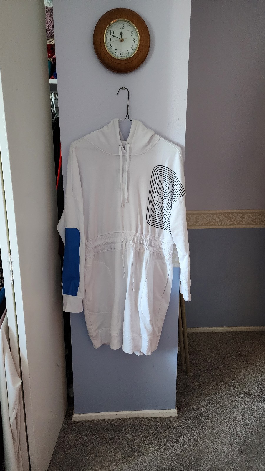 Flea Market Sale - DKNY hoodie dress - Fire Sale Fiesta:£44[hoWomen_4956365ua]