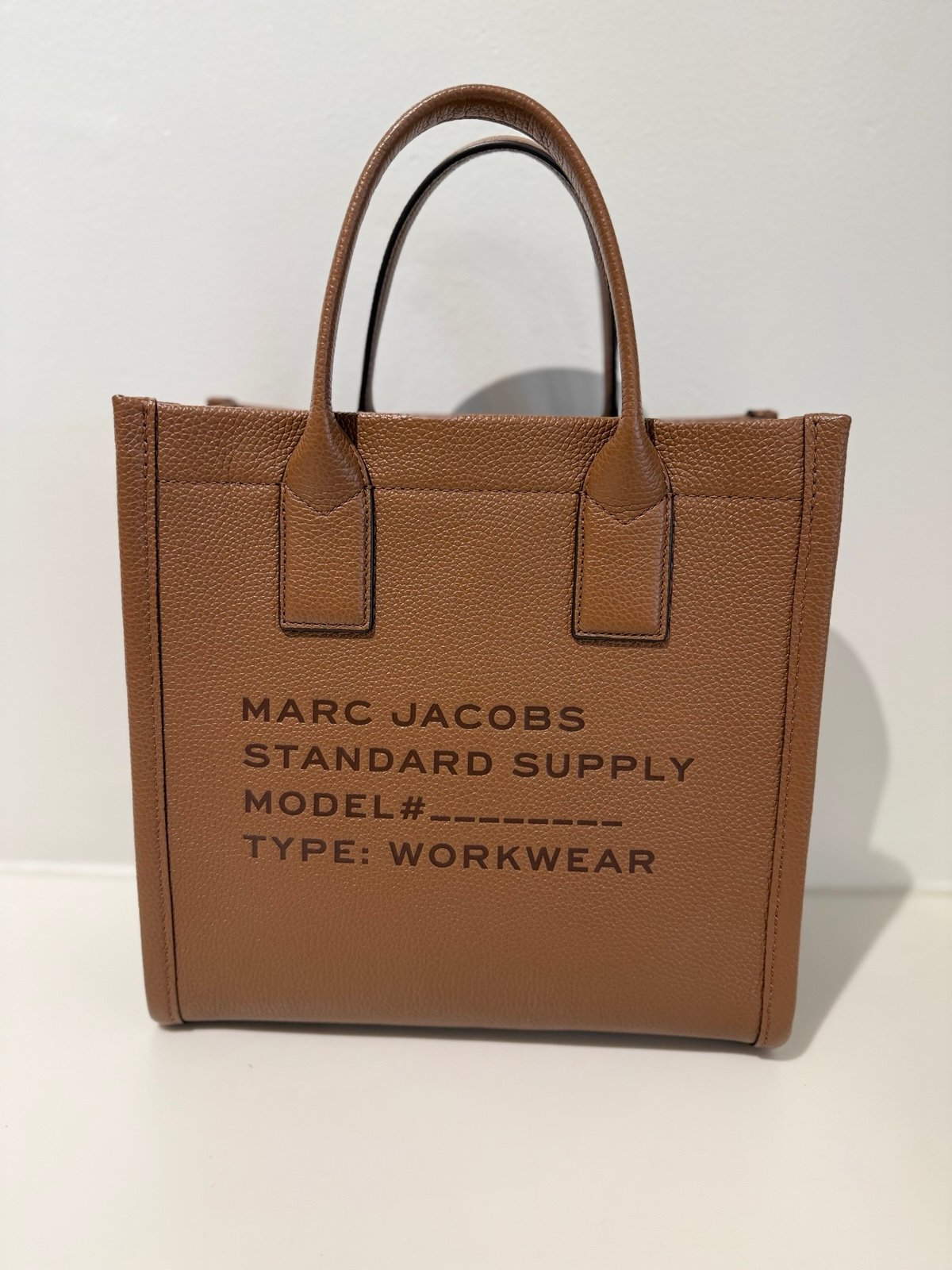 NWT Marc Jacob’s supply medium leather tote
