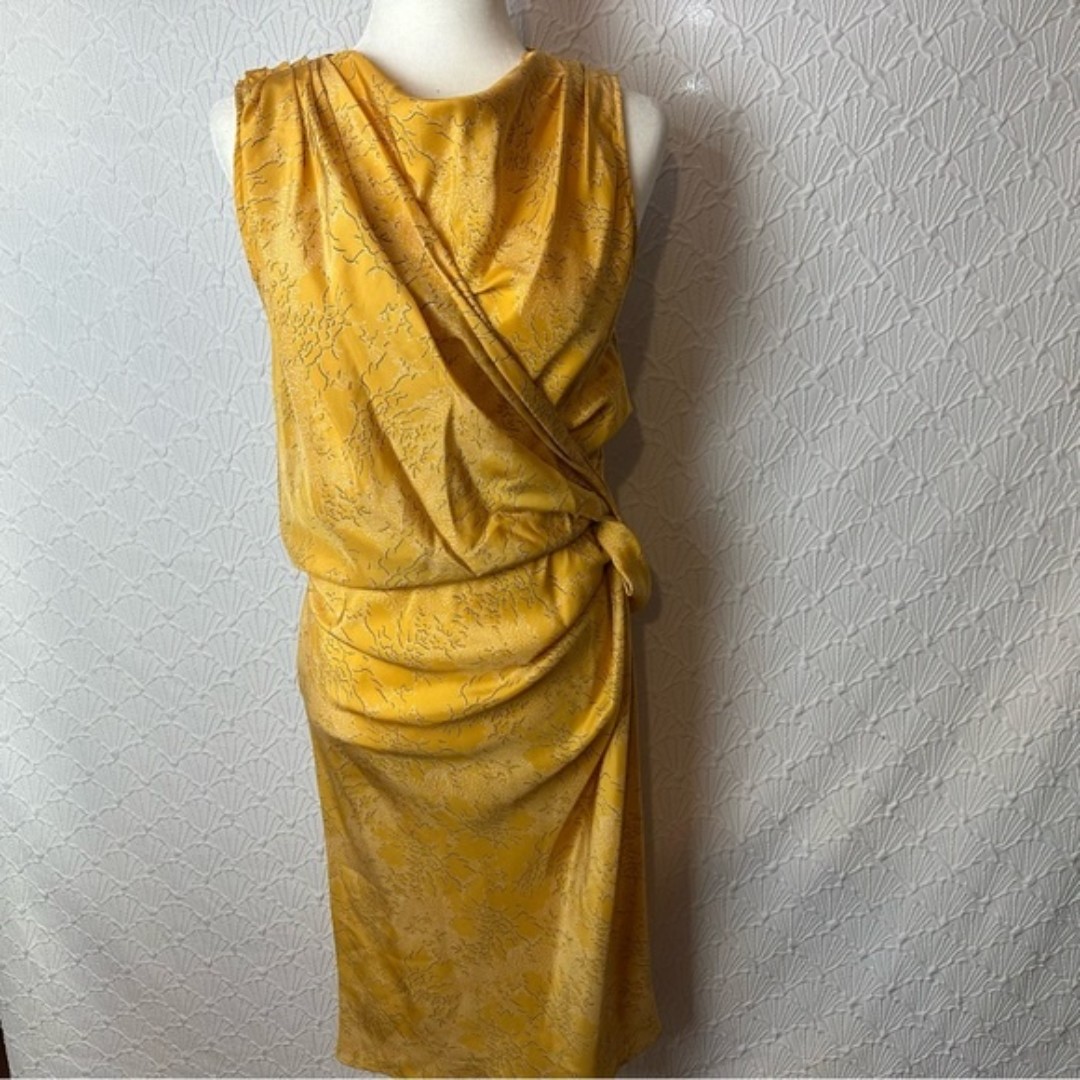 Poleci Gold Silk Drape Faux Wrap MIDI Sleeveless Abstract Dress Women Size 4 NWT