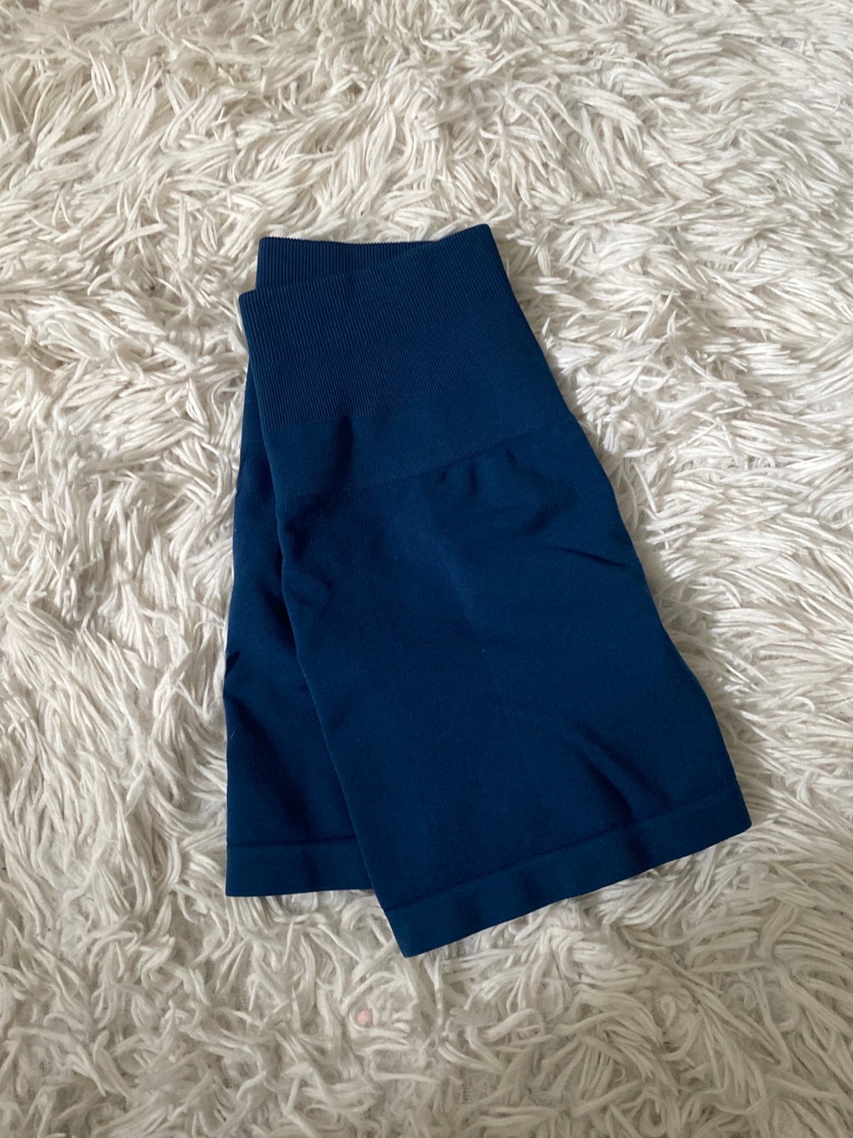 Alphalete amplify shorts