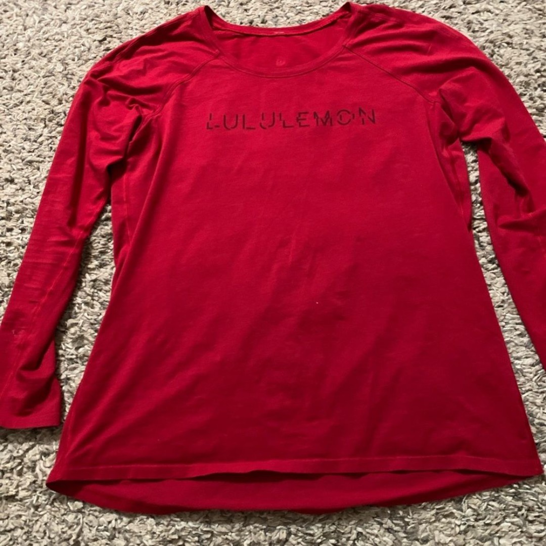 Lululemon lunar new year love crew long sleeve size 8