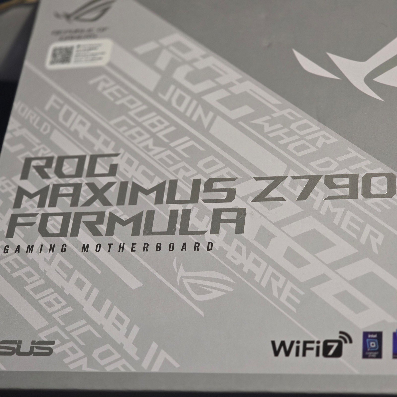 ASUS Z790 FORMULA MOTHERBOARD