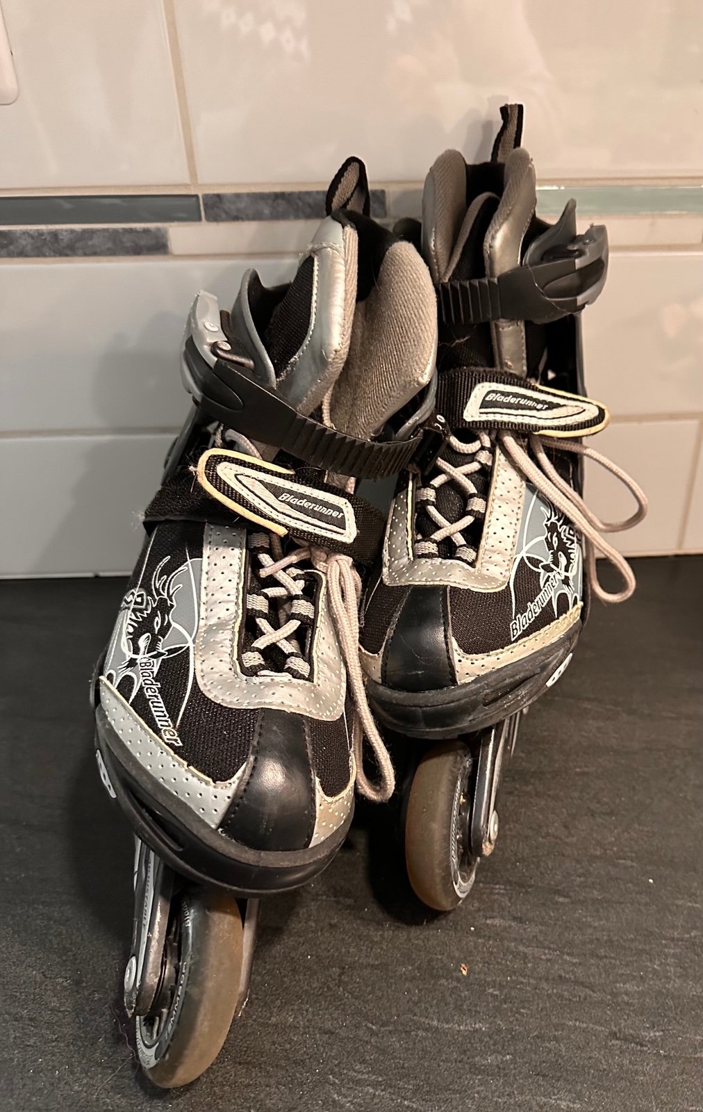 Roller Blade Bladerunner Phoenix’s Boys Adjustable Inline Skate size 4-7 4 5 6