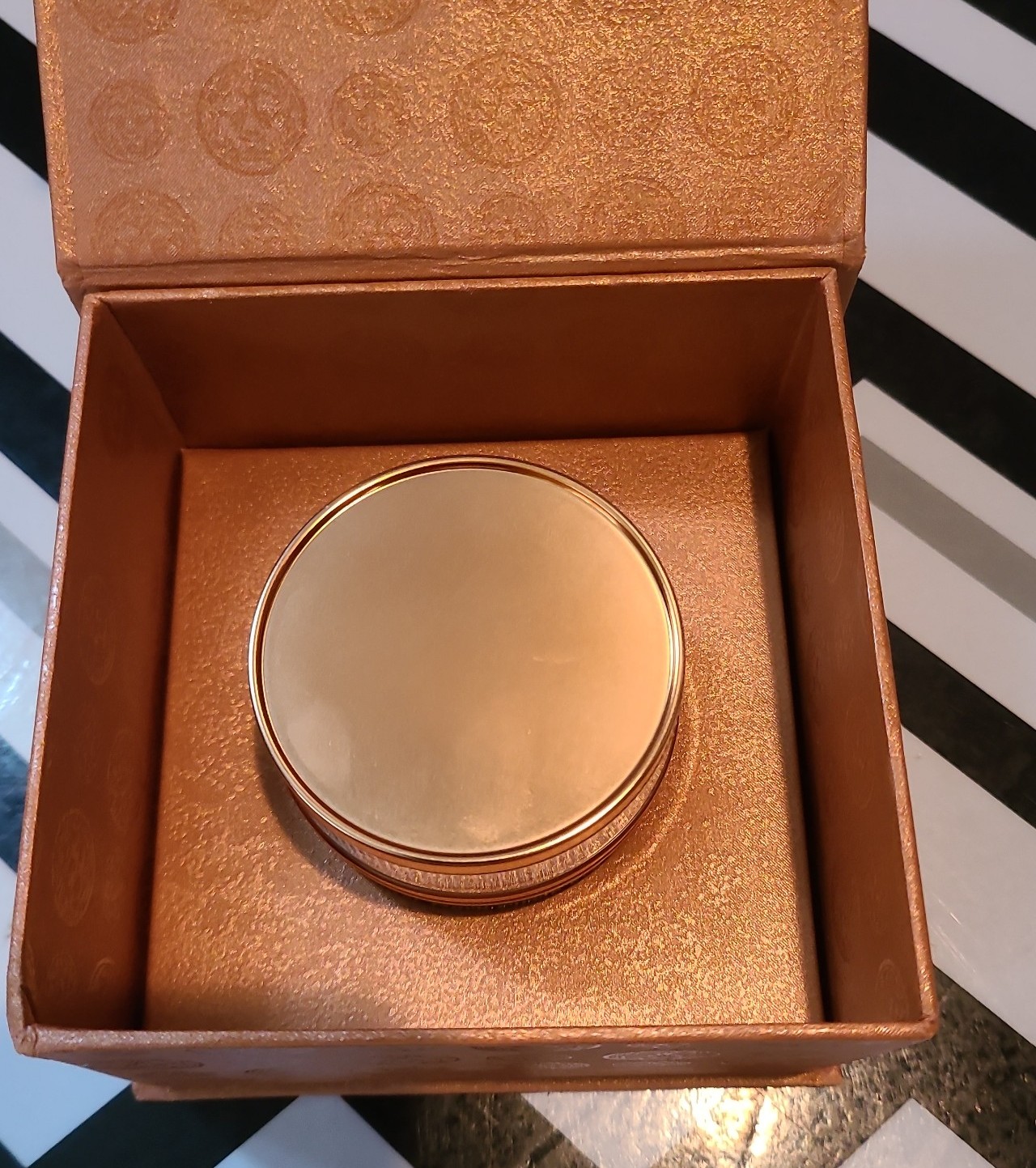 Lionesse Dark circle eye cream