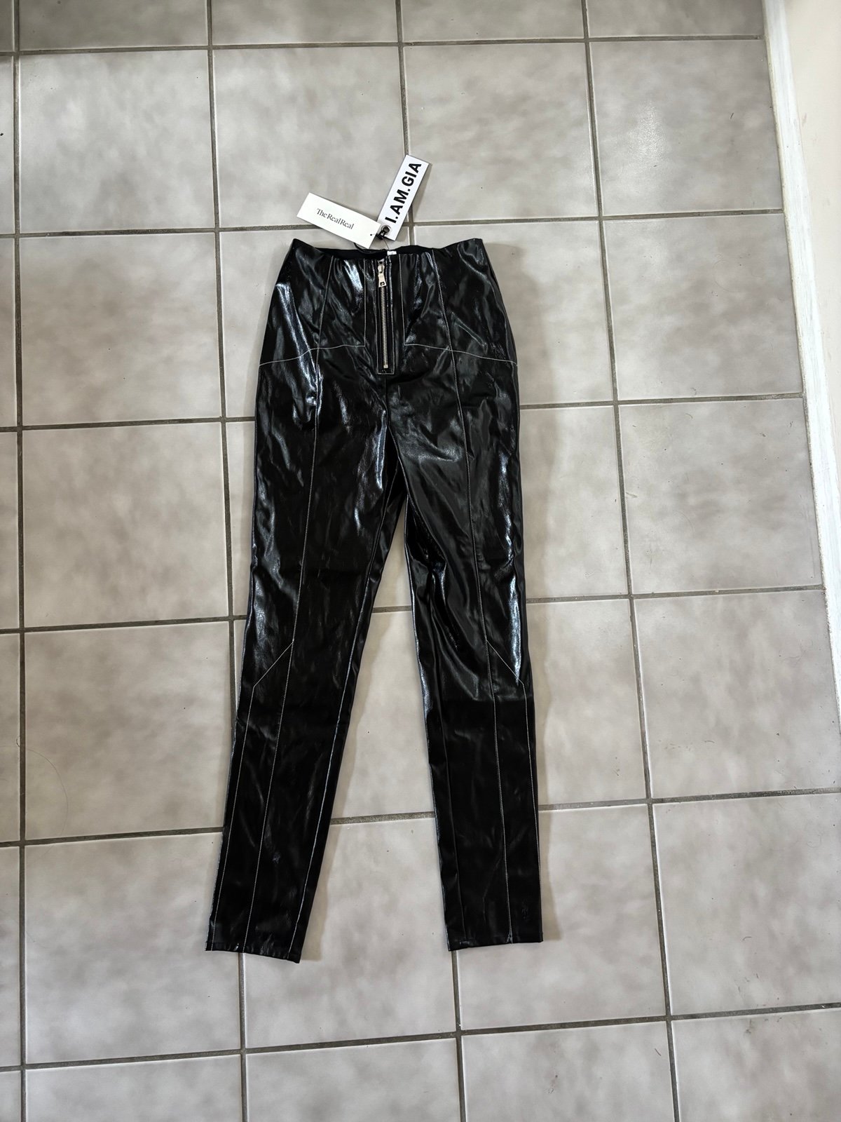 I am Gia NEW PANTS