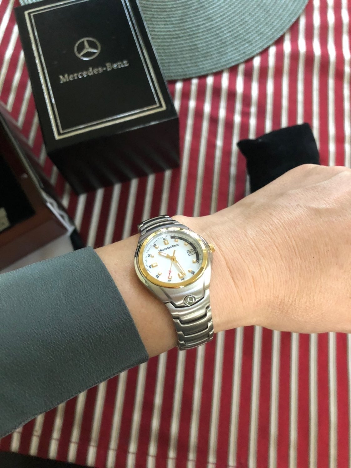 New Tourneau Mercedes-Benz Women's