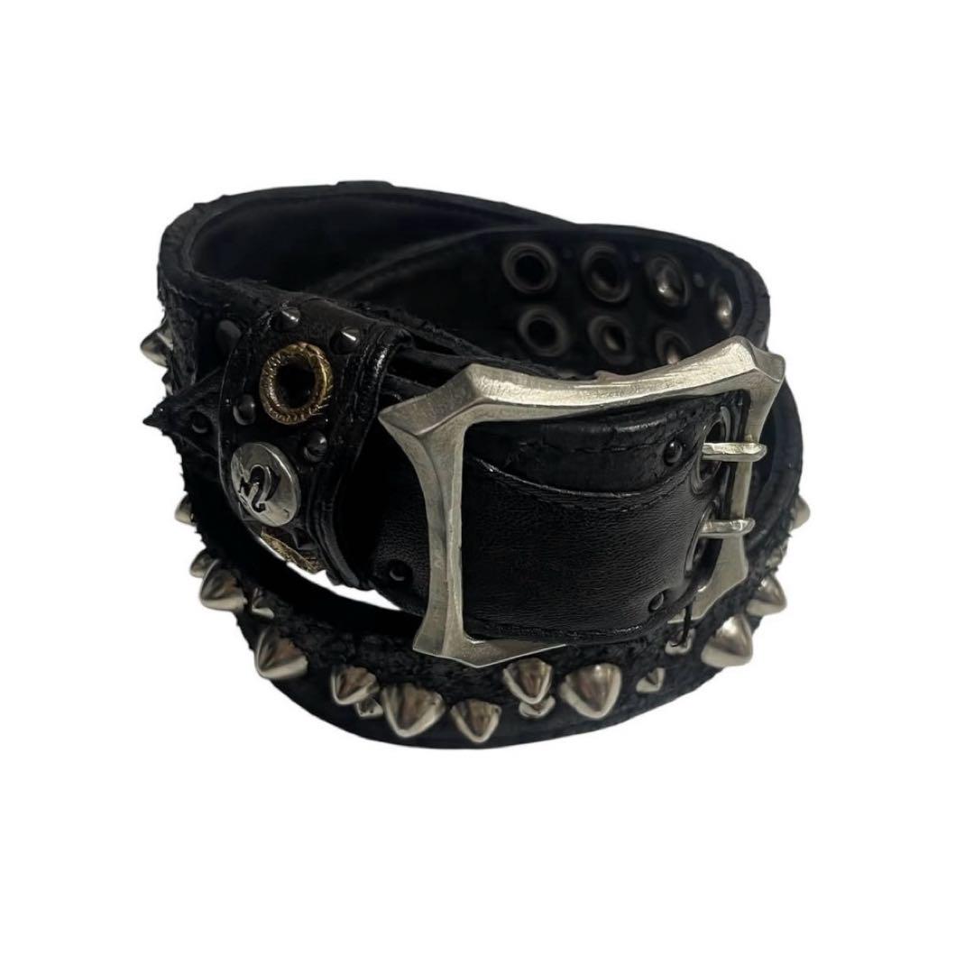 kmrii studded belt