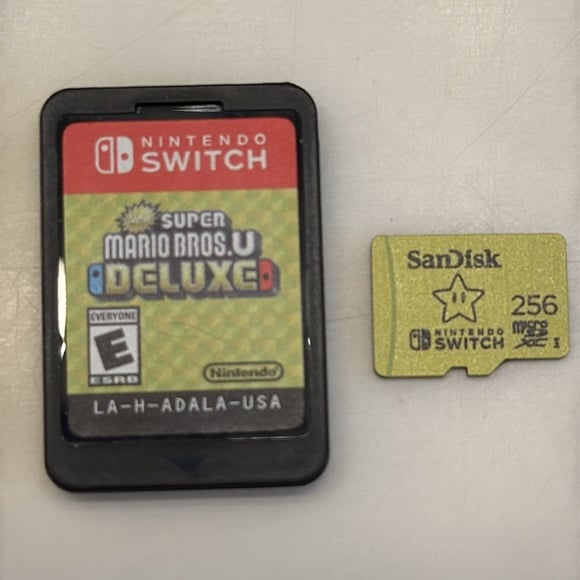 super mario bros u Nintendo Switch 256gb Sandisk Micro  SD Bundle