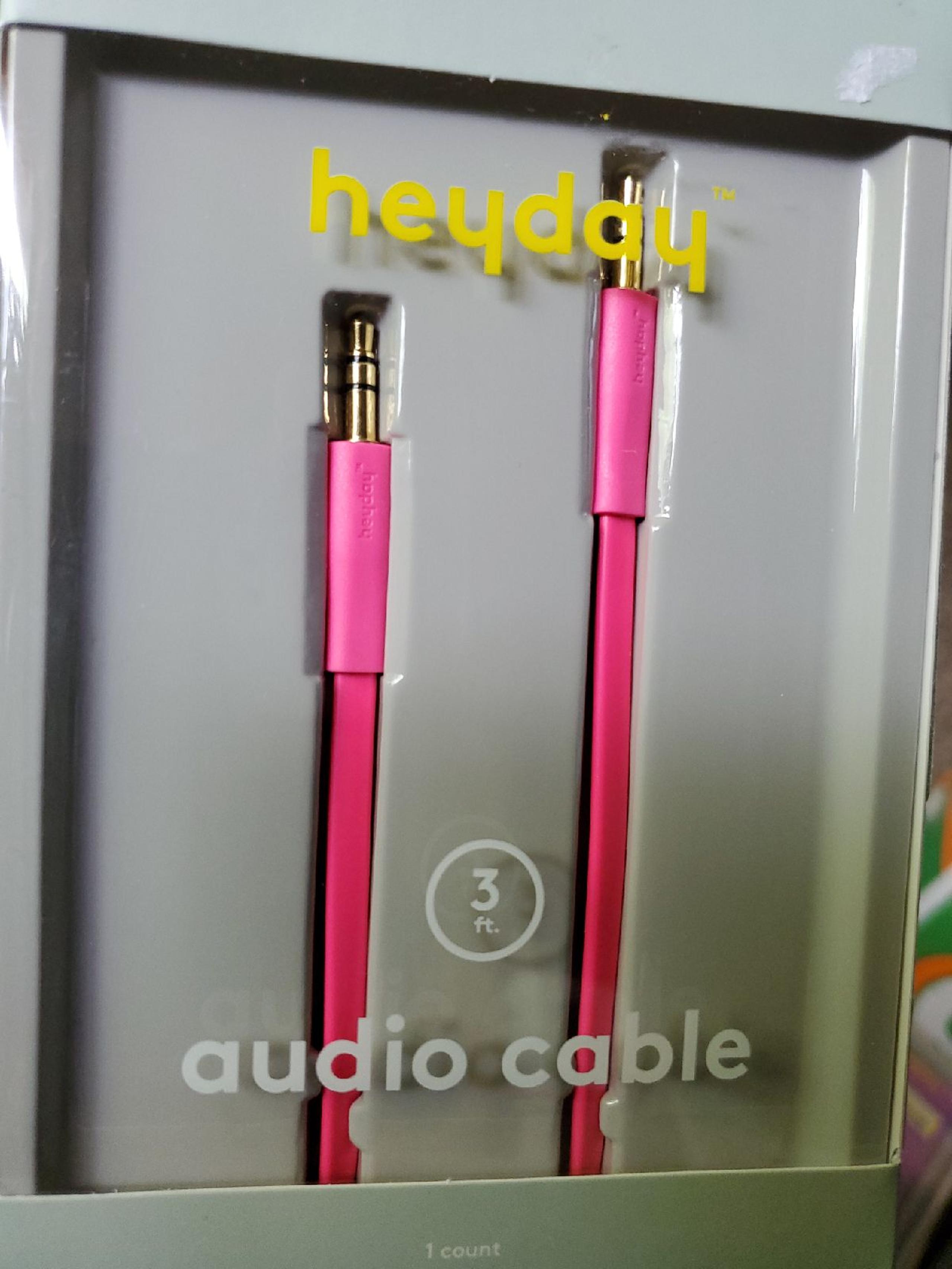 heyday audio cable 3 ft pink