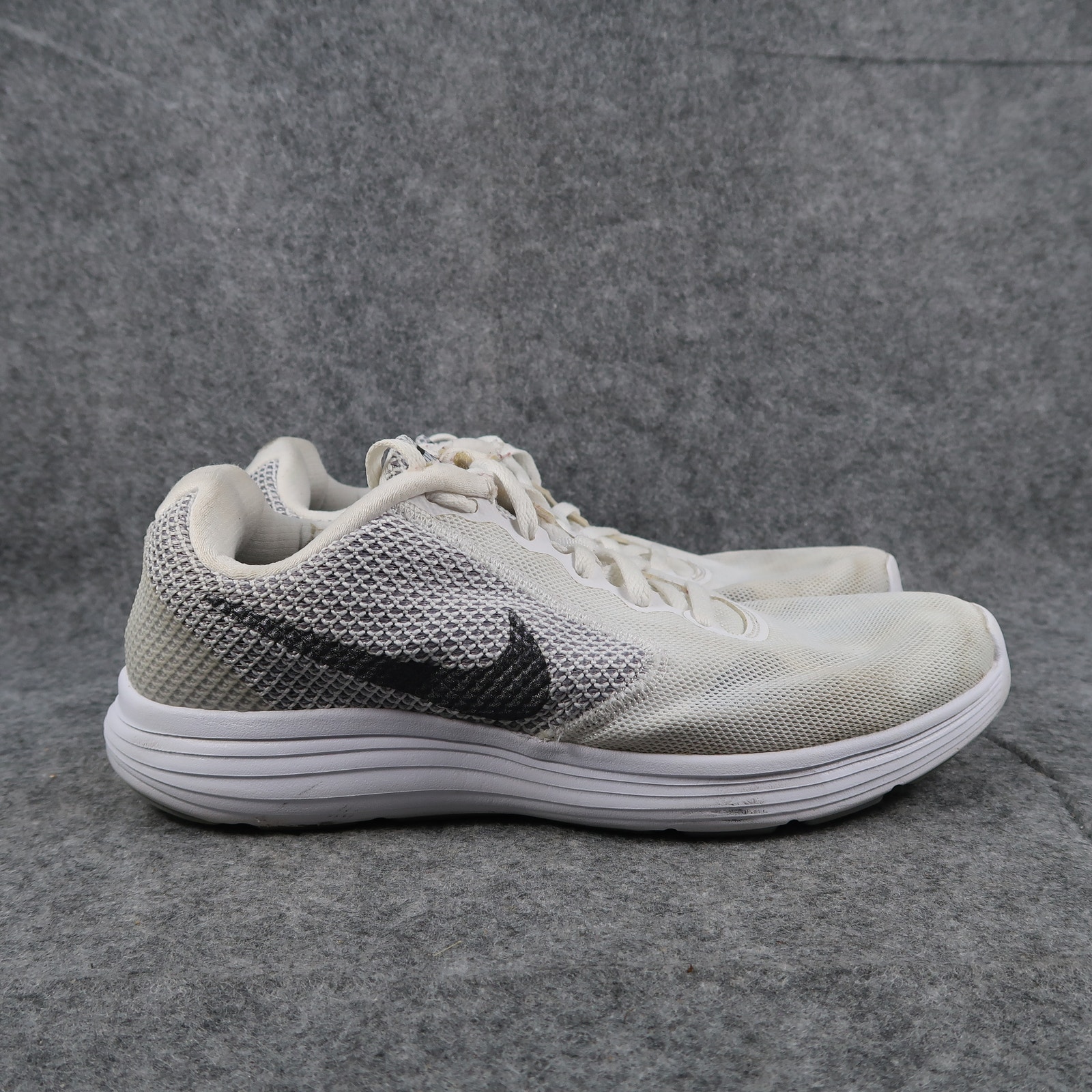 Nike Shoes Womens 8.5 Athletic Trainer Revolution 3 Running Sneaker Sport Casual